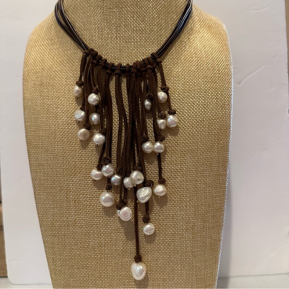 NWT Chico’s Boho Necklace “Brown Pearl Prairie Sunset” Leather w/ fringe tassel - Picture 3 of 13